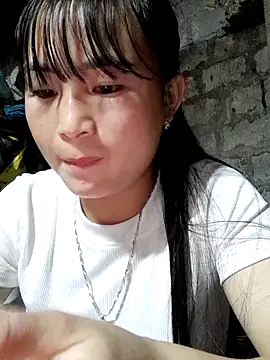 Snapshot of Sunyinn chatting on 11.06.25 Sunyinn online show from 11.06.25