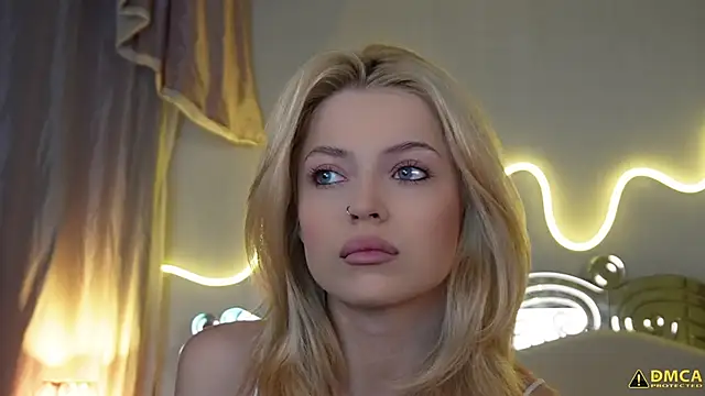 kellypeachcake online show from 11.17.25