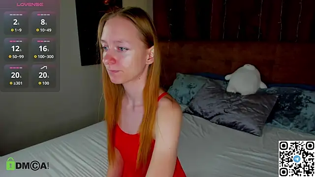 Mia E1fie online show from 09.14.25