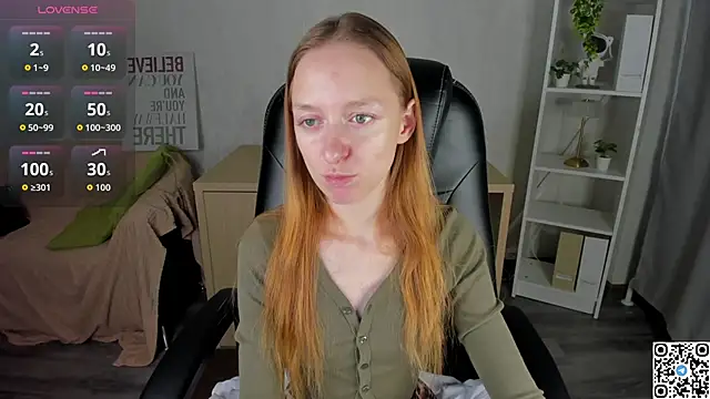 Mia E1fie online show from 11.02.25