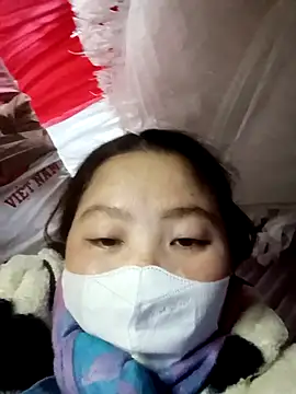 Snapshot of PhamPhung chatting on 01.12.26 PhamPhung online show from 01.12.26