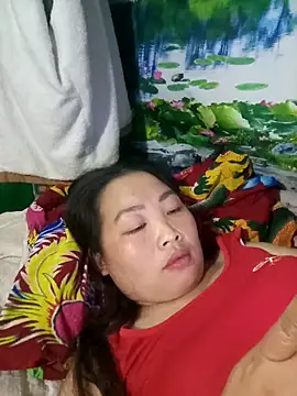 Snapshot of PhamPhung chatting on 03.04.26 PhamPhung online show from 03.04.26