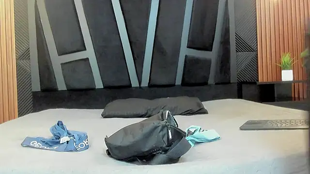 marco garciia  online show from 11.13.25