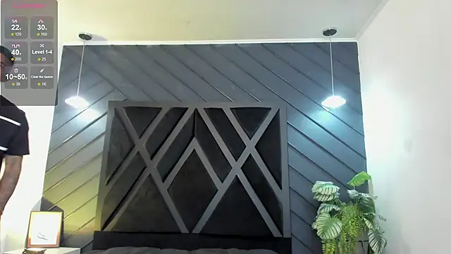 Snapshot of marco_garciia_ chatting on 11.29.25 marco garciia online show from 11.29.25