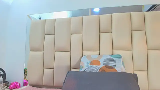 Snapshot of sweet_amye chatting on 11.25.25 sweet amye online show from 11.25.25