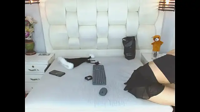 Snapshot of Atley_Dolly chatting on 12.13.25 Atley Dolly online show from 12.13.25