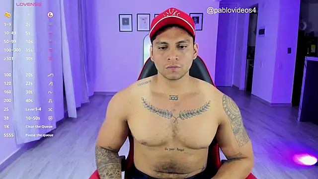 Snapshot of Nicolasmontoya16 chatting on 10.20.25 Nicolasmontoya16 online show from 10.20.25