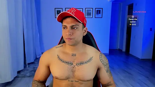 Snapshot of Nicolasmontoya16 chatting on 11.04.25 Nicolasmontoya16 online show from 11.04.25