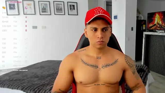 Snapshot of Nicolasmontoya16 chatting on 11.07.25 Nicolasmontoya16 online show from 11.07.25