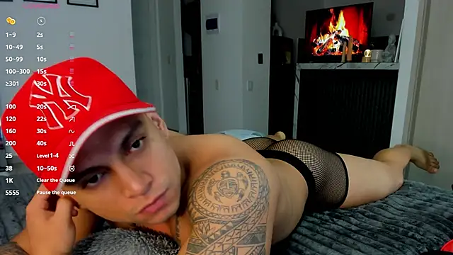 Snapshot of Nicolasmontoya16 chatting on 11.08.25 Nicolasmontoya16 online show from 11.08.25