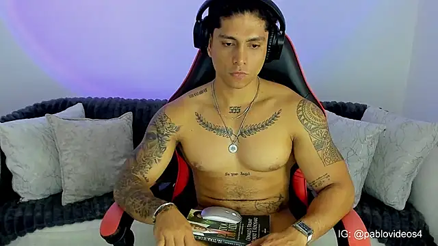 Snapshot of Nicolasmontoya16 chatting on 03.12.26 Nicolasmontoya16 online show from 03.12.26