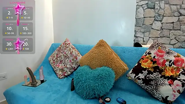 PIINK 2025 online show from 11.05.25