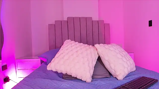 valecastro  online show from 11.29.25