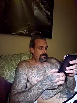 Snapshot of sethdarby chatting on 09.17.25 sethdarby online show from 09.17.25