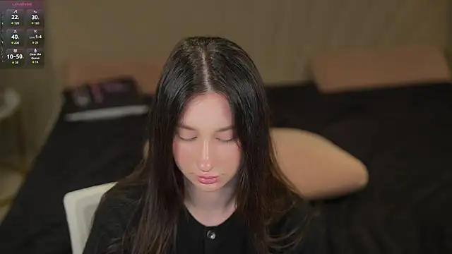 Jenny Bliss online show from 12.03.25