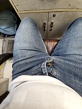 Snapshot of _Danny__ chatting on 10.23.25  Danny   online show from 10.23.25