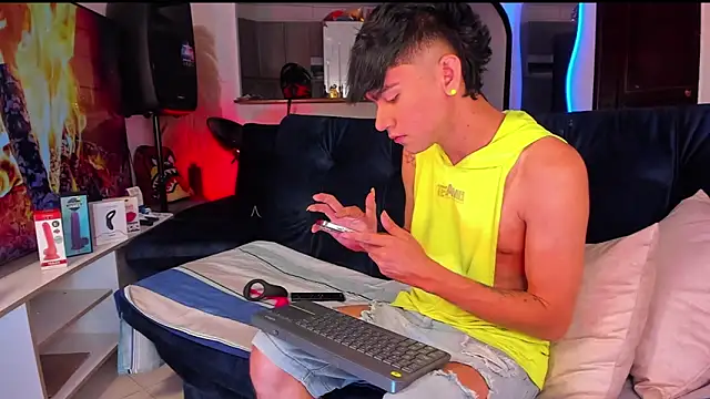 Steven baby69 online show from 09.13.25