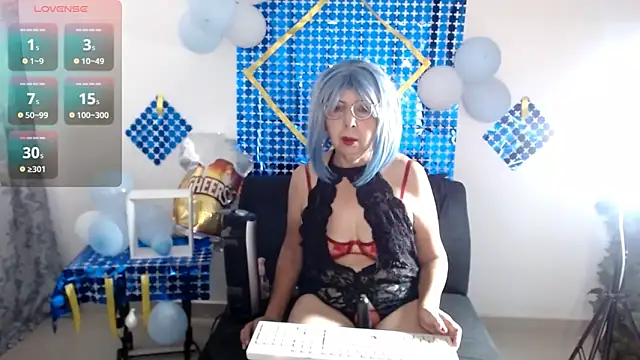 Snapshot of ruth_blue21 chatting on 09.24.25 ruth blue21 online show from 09.24.25