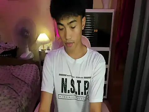 yourhotpinoy online show from 11.04.25