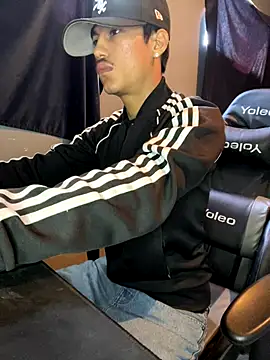 Osmarcito21 online show from 10.16.25