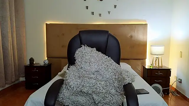 Snapshot of Steven_Velez chatting on 09.14.25 Steven Velez online show from 09.14.25