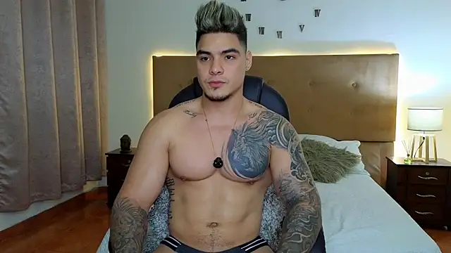 Snapshot of Steven_Velez chatting on 09.30.25 Steven Velez online show from 09.30.25