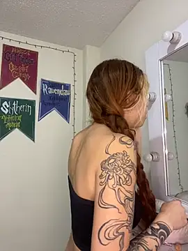 Sallem Pink online show from 09.19.25