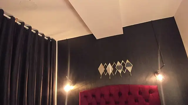 Widny Beaumont online show from 10.23.25