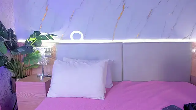 Meloddy Rose online show from 10.14.25