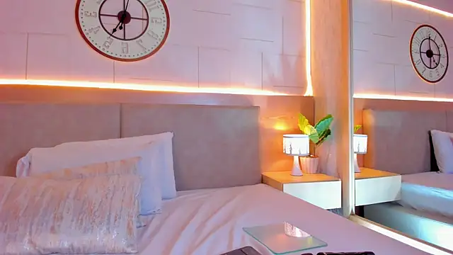 Snapshot of Meloddy_Rose chatting on 04.01.26 Meloddy Rose online show from 04.01.26