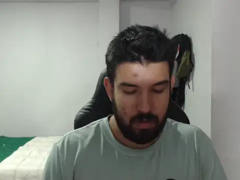 Axel11113 online show from 10.29.25