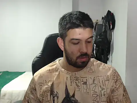 Axel11113 online show from 11.23.25