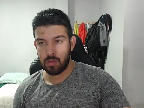 Axel11113 online show from 11.28.25