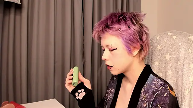 CarolineRichter online show from 11.19.25