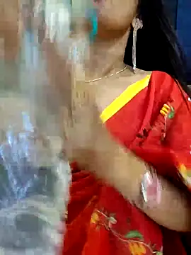 Snapshot of priya_26 chatting on 09.27.25 priya 26 online show from 09.27.25