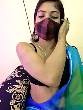 Snapshot of priya_26 chatting on 10.03.25 priya 26 online show from 10.03.25