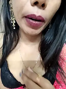 Snapshot of priya_26 chatting on 10.15.25 priya 26 online show from 10.15.25