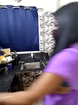 Snapshot of priya_26 chatting on 11.11.25 priya 26 online show from 11.11.25