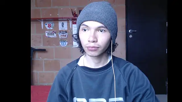 Xoxo Smiles online show from 09.23.25