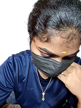 Snapshot of Tamil_Princess12 chatting on 09.29.25 Tamil Princess12 online show from 09.29.25