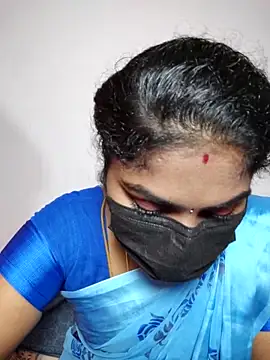 Snapshot of Tamil_Princess12 chatting on 11.01.25 Tamil Princess12 online show from 11.01.25