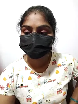 Snapshot of Tamil_Princess12 chatting on 11.04.25 Tamil Princess12 online show from 11.04.25