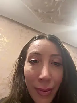 HellaryTourent online show from 02.11.26