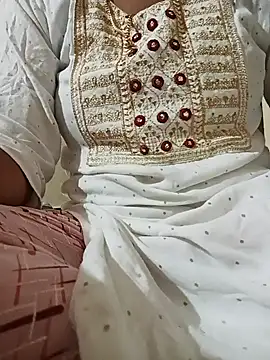 Snapshot of NISHU-TELUGU chatting on 09.15.25 NISHU-TELUGU online show from 09.15.25