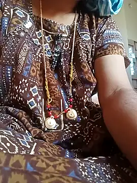 Snapshot of NISHU-TELUGU chatting on 11.16.25 NISHU-TELUGU online show from 11.16.25