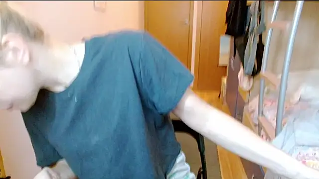 SatinQueen90 online show from 11.18.25