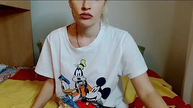 SatinQueen90 online show from 11.25.25