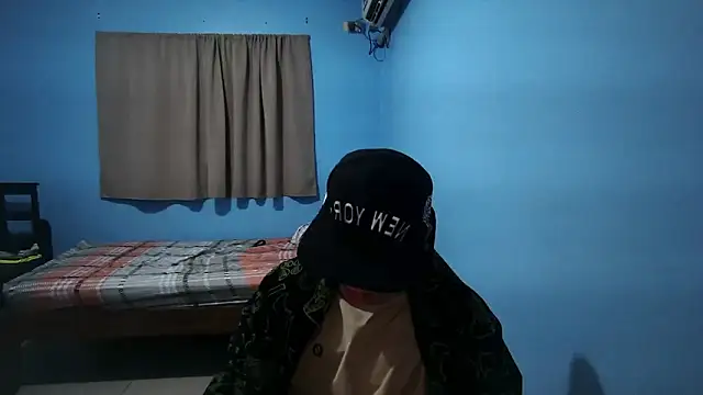 Jaket lovers online show from 12.02.25