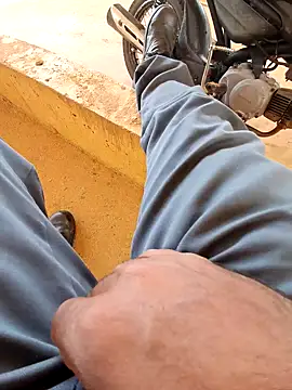 Snapshot of Negodabenga chatting on 10.10.25 Negodabenga online show from 10.10.25