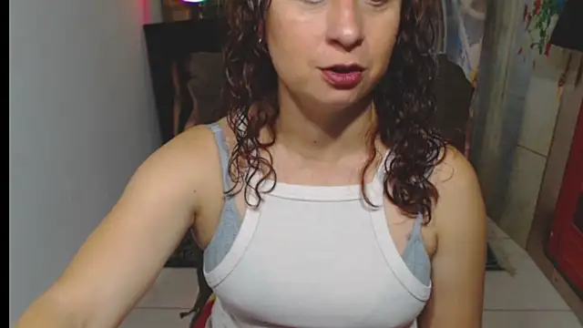 Milf Valeria online show from 11.26.25